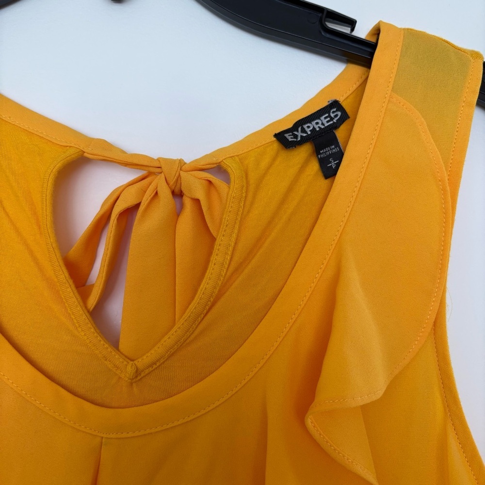 Express Yellow Sleeveless Ruffle Top - Picture 4 of 7